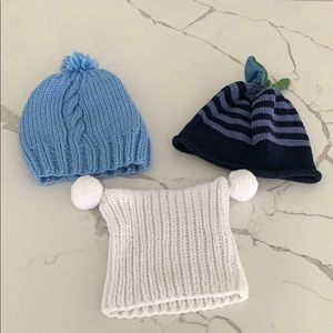 EUC Bundle of 3 newborn knit hats